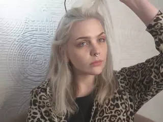 MarianElin's Live Sex Cam Show