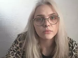 MarianElin's Live Sex Cam Show