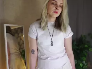 MarianElin's Live Sex Cam Show