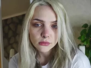 MarianElin's Live Sex Cam Show