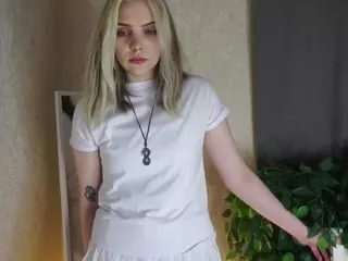 MarianElin's Live Sex Cam Show