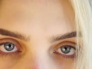 MarianElin's Live Sex Cam Show