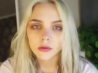 MarianElin's Live Sex Cam Show
