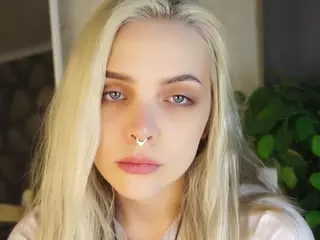 MarianElin's Live Sex Cam Show
