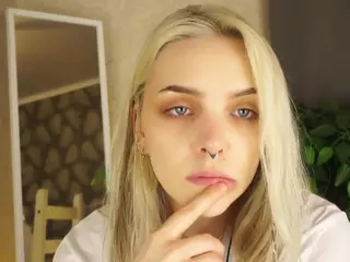 MarianElin's Live Sex Cam Show