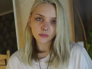 MarianElin's Live Sex Cam Show