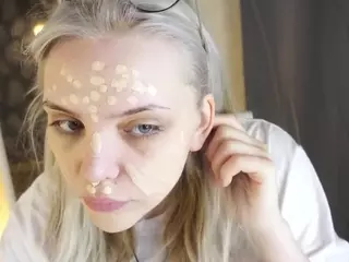 MarianElin's Live Sex Cam Show
