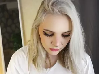 MarianElin's Live Sex Cam Show