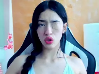 Mia-bratz's Live Sex Cam Show