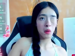 Mia-bratz's Live Sex Cam Show