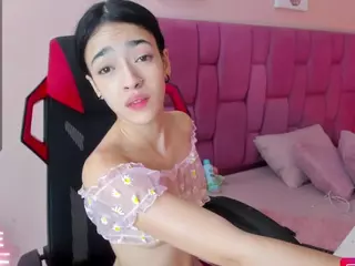 Mia-bratz's Live Sex Cam Show