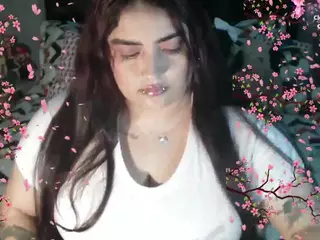 Miin-Jii's Live Sex Cam Show