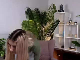 RexanneGabriel's Live Sex Cam Show