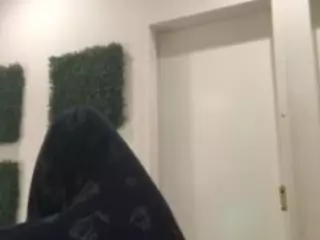 shleaky75's Live Sex Cam Show