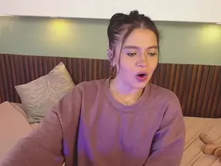 Ameliacoper03's Live Sex Cam Show