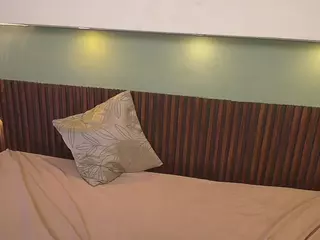 Ameliacoper03's Live Sex Cam Show