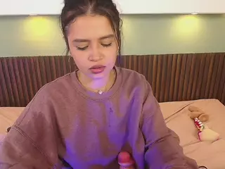 Ameliacoper03's Live Sex Cam Show
