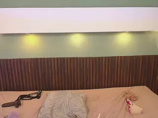 Ameliacoper03's Live Sex Cam Show
