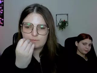 cherry-hugs's Live Sex Cam Show