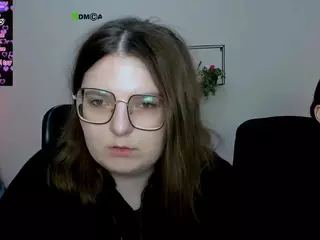 cherry-hugs's Live Sex Cam Show