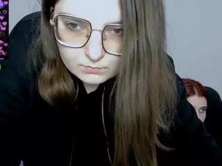 cherry-hugs's Live Sex Cam Show