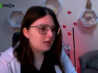 cherry-hugs's Live Sex Cam Show