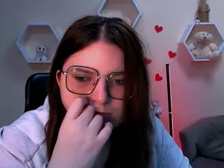 cherry-hugs's Live Sex Cam Show