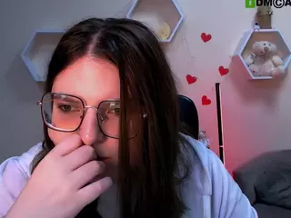 cherry-hugs's Live Sex Cam Show