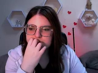 cherry-hugs's Live Sex Cam Show