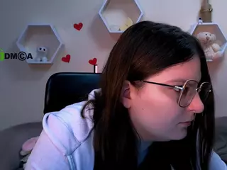 cherry-hugs's Live Sex Cam Show