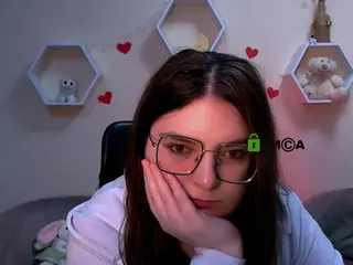 cherry-hugs's Live Sex Cam Show