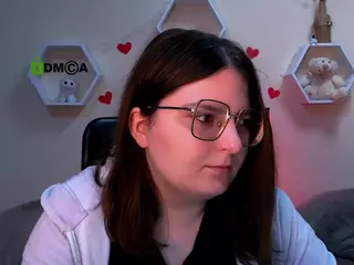cherry-hugs's Live Sex Cam Show