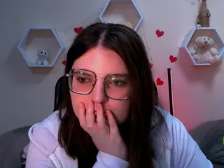 cherry-hugs's Live Sex Cam Show