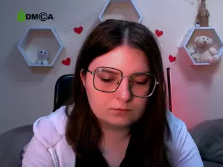 cherry-hugs's Live Sex Cam Show