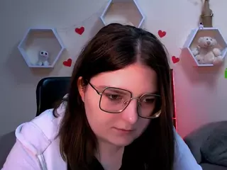 cherry-hugs's Live Sex Cam Show