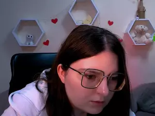 cherry-hugs's Live Sex Cam Show