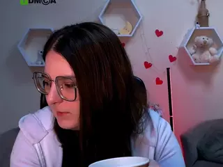 cherry-hugs's Live Sex Cam Show