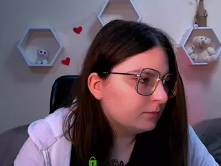 cherry-hugs's Live Sex Cam Show