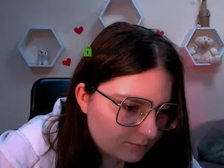 cherry-hugs's Live Sex Cam Show