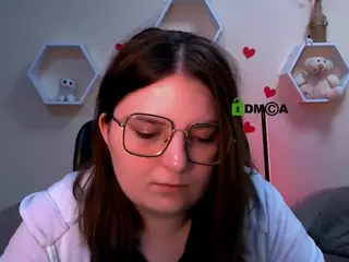 cherry-hugs's Live Sex Cam Show