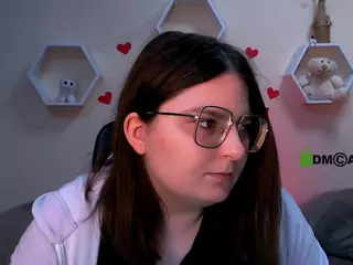 cherry-hugs's Live Sex Cam Show