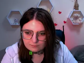 cherry-hugs's Live Sex Cam Show