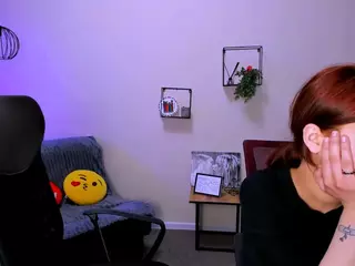 cherry-hugs's Live Sex Cam Show
