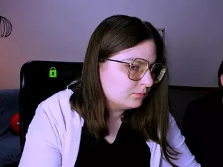 cherry-hugs's Live Sex Cam Show
