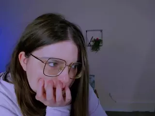 cherry-hugs's Live Sex Cam Show