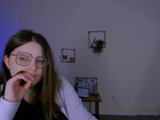 cherry-hugs's Live Sex Cam Show
