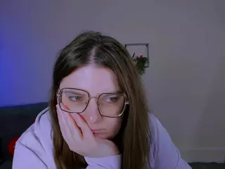cherry-hugs's Live Sex Cam Show