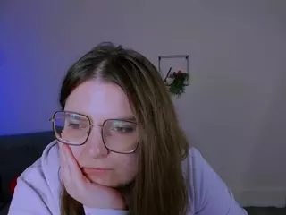 cherry-hugs's Live Sex Cam Show