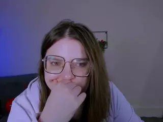 cherry-hugs's Live Sex Cam Show