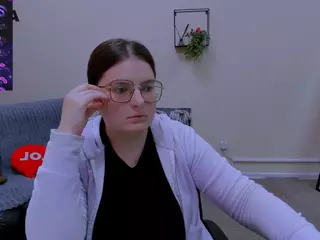 cherry-hugs's Live Sex Cam Show